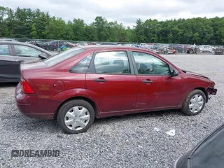 2007 Ford Focus S with VIN 1FAFP34N47W309478, listed as a IAAI auction lot 42541785 with 129,436 mi miles and . Bid and sale history available at DreamBid. Image 13.
