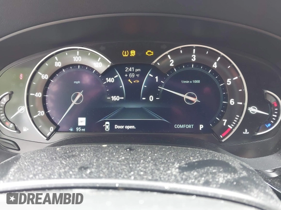 2018 BMW 5 Series 540i xDrive with VIN WBAJE7C58JG891098, listed as a IAAI auction lot 42331320 with 55,172 mi miles and . Bid and sale history available at DreamBid. Image 7.