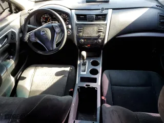 2015 Nissan Altima 2.5 with VIN 1N4AL3AP1FN906006, listed as a Copart auction lot 52378585 with 116,088 mi miles and Clean Title. Bid and sale history available at carsss.com. Image 8.