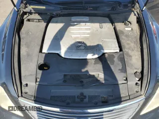 2007 Lexus LS 460 z VIN JTHBL46F275023908, wystawiony jako Copart lot #54931675 z przebiegiem 277 028 mil mil oraz Tytuł czysty. Historia ofert i sprzedaży dostępna na DreamBid. Obrazek 11.