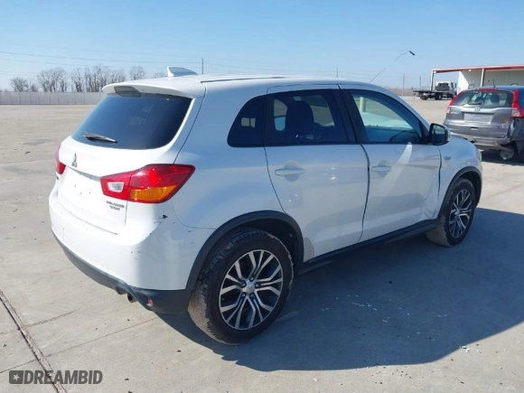 2017 Mitsubishi Outlander Sport ES 2.0 with VIN JA4AP3AU5HZ033242, listed as a IAAI auction lot 41602788 with 102,327 mi miles. Bid and sale history available at carsss.com. Image 4.