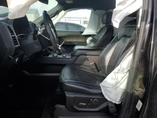 2019 Ford Expedition Limited z VIN 1FMJU2AT1KEA21017, wystawiony jako Copart lot #89071095 z przebiegiem 155 196 mil mil oraz Szkoda całkowita • Salvage title. Historia ofert i sprzedaży dostępna na DreamBid. Obrazek 7.