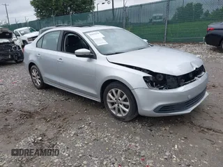 2012 Volkswagen Jetta SE with VIN 3VWDP7AJ3CM414546, listed as a IAAI auction lot 42635698 with 138,111 mi miles and . Bid and sale history available at DreamBid. Image 1.