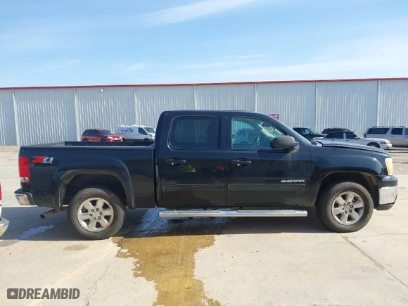 2013 GMC Sierra 1500 SLT with VIN 3GTP2WE71DG146605, listed as a IAAI auction lot 41334159 with 224,640 mi miles. Bid and sale history available at carsss.com. Image 13.