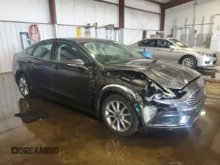 2018 Ford Fusion SE with VIN 3FA6P0PUXJR123360, listed as a Copart auction lot 65339715 with 113,635 mi miles and Salvage title. Bid and sale history available at DreamBid. Image 4.