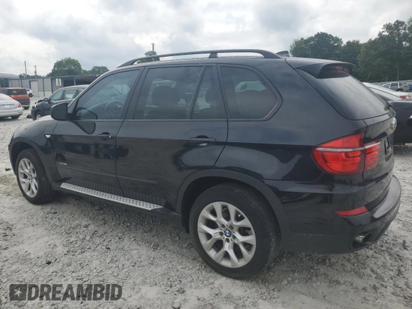 2011 BMW X5 35i z VIN 5UXZV4C55BL400837, wystawiony jako Copart lot #59639275 z przebiegiem 140 148 mil mil oraz Czysty tytuł • Clean title. Historia ofert i sprzedaży dostępna na DreamBid. Obrazek 2.