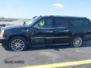 2014 Cadillac Escalade ESV Luxury with VIN 1GYS4HEF6ER130936, listed as a IAAI auction lot 42232487 with 156,967 mi miles and . Bid and sale history available at DreamBid. Image 14.