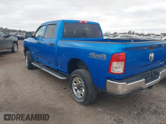 2020 Ram 2500 Tradesman with VIN 3C6UR5CJ4LG146921, listed as a IAAI auction lot 41300155 with 44,201 mi miles and . Bid and sale history available at DreamBid. Image 3.