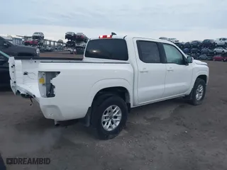 2024 Nissan Frontier PRO-4X with VIN 1N6ED1EK6RN606118, listed as a IAAI auction lot 41870471 with 19,685 mi miles. Bid and sale history available at carsss.com. Image 4.