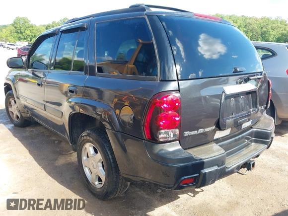2003 Chevrolet TrailBlazer LTZ with VIN 1GNDT13S832107938, listed as a IAAI auction lot 42208232 with 234,130 mi miles and . Bid and sale history available at DreamBid. Image 3.