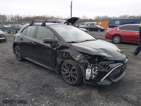2021 Toyota Corolla Hatchback XSE with VIN JTNC4MBE5M3106428, listed as a IAAI auction lot 41497937 with 94,951 mi miles. Bid and sale history available at carsss.com. Image 1.