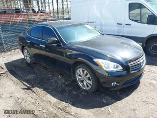 2011 Infiniti M37 with VIN JN1BY1AR4BM376817, listed as a IAAI auction lot 41899491 with 216,754 mi miles. Bid and sale history available at carsss.com. Image 1.