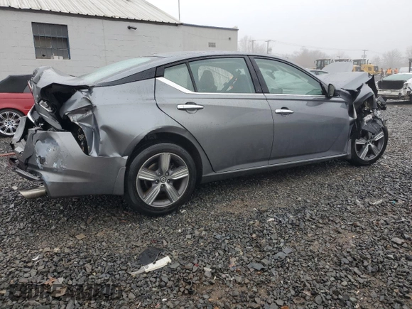 2020 Nissan Altima 2.5 SL with VIN 1N4BL4EW5LC148786, listed as a Copart auction lot 84188214 with 51,913 mi miles and Salvage Title. Bid and sale history available at carsss.com. Image 3.