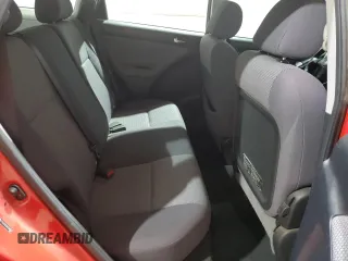 2006 Toyota Matrix STD z VIN 2T1LR32E06C556952, wystawiony jako Copart lot #52810305 z przebiegiem 194 743 mil mil oraz Czysty tytuł • Clean title. Historia ofert i sprzedaży dostępna na DreamBid. Obrazek 10.