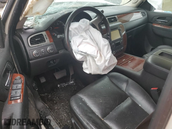 2013 Chevrolet Avalanche LTZ with VIN 3GNTKGE70DG107029, listed as a Copart auction lot 56947685 with Not provided miles and Salvage title. Bid and sale history available at DreamBid. Image 8.