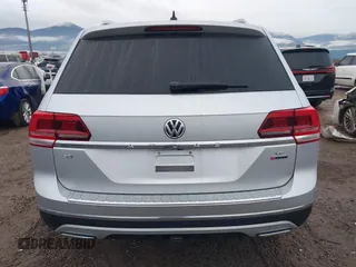 2018 Volkswagen Atlas SEL Premium with VIN 1V2NR2CA8JC575425, listed as a IAAI auction lot 41104744 with 62,774 mi miles and . Bid and sale history available at DreamBid. Image 17.