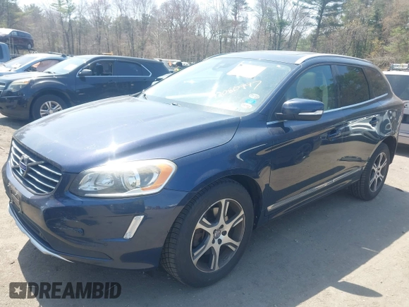 2015 Volvo XC60 T6 с VIN YV4902RK5F2762130, выставлен на аукционе IAAI как лот 42080997 с пробегом 174 623 миль миль и . История ставок и продаж доступна на DreamBid. Изображение 17.