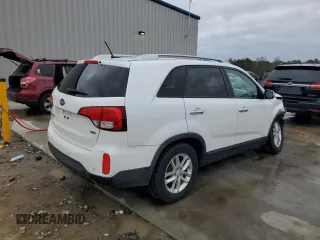 2015 Kia Sorento LX with VIN 5XYKT3A68FG595316, listed as a Copart auction lot 44363615 with 192,193 mi miles and Salvage Title. Bid and sale history available at DreamBid. Image 3.