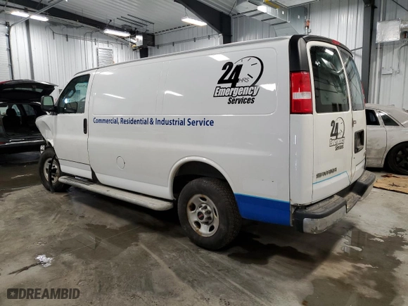 2019 GMC Savana Cargo Van with VIN 1GTW7AFGXK1363256, listed as a Copart auction lot 86720514 with 128,927 mi miles and Salvage Title. Bid and sale history available at carsss.com. Image 2.