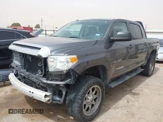 2014 Toyota Tundra SR5 z VIN 5TFEM5F1XEX082020, wystawiony jako IAAI lot #41914391 z przebiegiem 75 787 mil mil oraz . Historia ofert i sprzedaży dostępna na DreamBid. Obrazek 19.