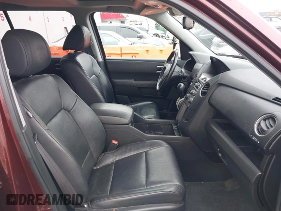 2013 Honda Pilot EX-L z VIN 5FNYF4H57DB074581, wystawiony jako IAAI lot #41636437 z przebiegiem 110 054 mil mil oraz . Historia ofert i sprzedaży dostępna na DreamBid. Obrazek 5.