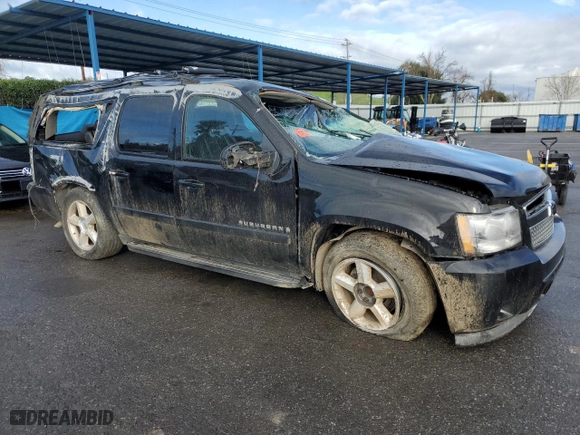 2007 Chevrolet Suburban LT with VIN 1GNFC16087R251053, listed as a Copart auction lot 47995345 with 230,568 mi miles and Salvage Title. Bid and sale history available at carsss.com. Image 4.