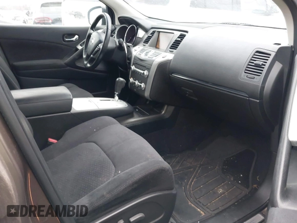 2011 Nissan Murano SL with VIN JN8AZ1MU6BW056073, listed as a IAAI auction lot 41515718 with 141,701 mi miles and . Bid and sale history available at DreamBid. Image 5.