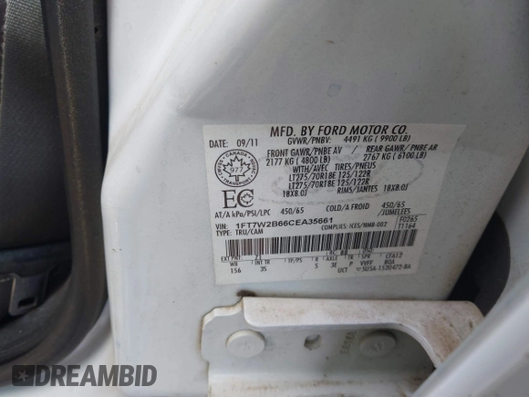 2012 Ford F-250 XL with VIN 1FT7W2B66CEA35661, listed as a IAAI auction lot 40830506 with Not provided miles and . Bid and sale history available at DreamBid. Image 9.