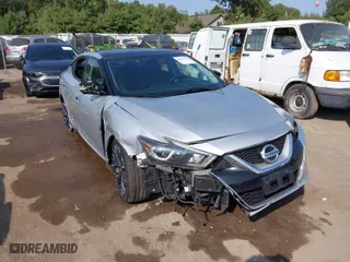 2017 Nissan Maxima SR with VIN 1N4AA6AP2HC401968, listed as a IAAI auction lot 40267157 with 94,254 mi miles. Bid and sale history available at carsss.com. Image 1.