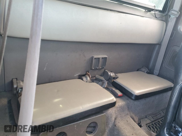 1996 Toyota Tacoma z VIN 4TAWM72N8TZ183580, wystawiony jako Copart lot #42058255 z przebiegiem 271 645 mil mil oraz Szkoda całkowita • Salvage title. Historia ofert i sprzedaży dostępna na DreamBid. Obrazek 10.