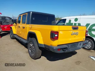 2021 Jeep Gladiator Overland z VIN 1C6HJTFG3ML552660, wystawiony jako IAAI lot #41636232 z przebiegiem 37 769 mil mil oraz . Historia ofert i sprzedaży dostępna na DreamBid. Obrazek 3.