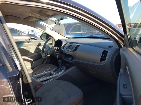 2012 Kia Sportage LX z VIN KNDPB3A28C7260006, wystawiony jako IAAI lot #42604839 z przebiegiem 171 424 mil mil oraz . Historia ofert i sprzedaży dostępna na DreamBid. Obrazek 5.