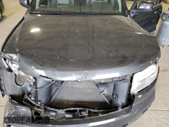 2011 Jeep Grand Cherokee Laredo with VIN 1J4RR4GG6BC657808, listed as a Copart auction lot 55255685 with 86,941 mi miles and Salvage title. Bid and sale history available at DreamBid. Image 12.