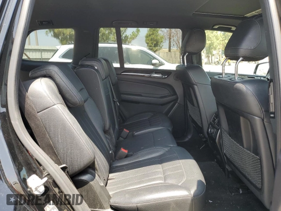 2017 Mercedes-Benz GLS 450 z VIN 4JGDF6EE3HA850875, wystawiony jako Copart lot #58972105 z przebiegiem 95 611 mil mil oraz Szkoda całkowita • Salvage title. Historia ofert i sprzedaży dostępna na DreamBid. Obrazek 11.
