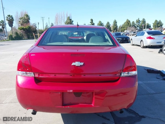 2015 Chevrolet Impala Limited LT with VIN 2G1WB5E32F1158026, listed as a IAAI auction lot 41659640 with 167,004 mi miles. Bid and sale history available at carsss.com. Image 17.