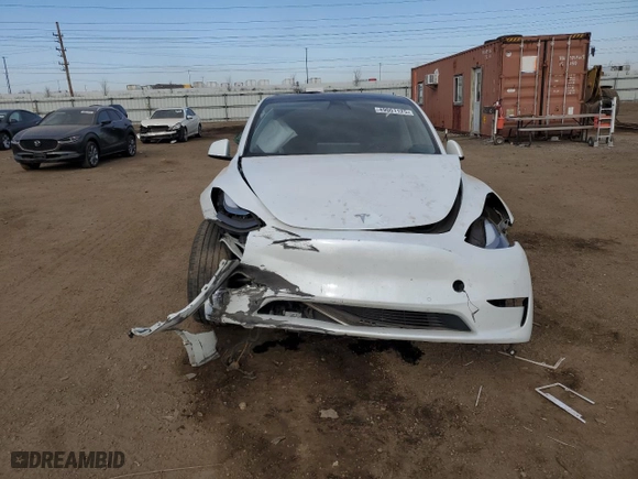 2022 Tesla Model Y Long Range with VIN 7SAYGAEE1NF540574, listed as a Copart auction lot 49001125 with 40,806 mi miles and Salvage Title. Bid and sale history available at carsss.com. Image 5.