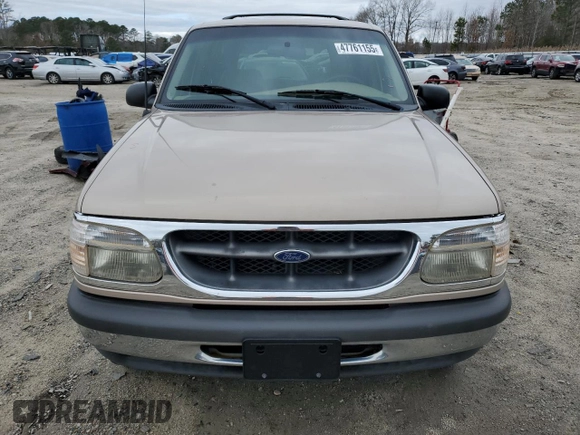 1998 Ford Explorer XL z VIN 1FMZU34E6WUA31799, wystawiony jako Copart lot #47761155 z przebiegiem 92 842 mil mil oraz Czysty tytuł • Clean title. Historia ofert i sprzedaży dostępna na DreamBid. Obrazek 5.