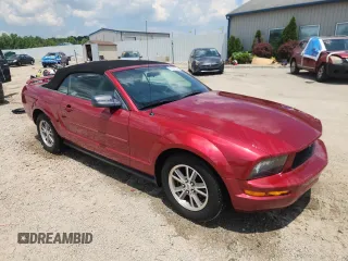 2005 Ford Mustang Deluxe with VIN 1ZVFT84N455187062, listed as a Copart auction lot 61953205 with 112,238 mi miles and Non repairable. Bid and sale history available at DreamBid. Image 4.