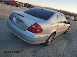 2005 Mercedes-Benz E-Class 3.2L with VIN WDBUF65J55A613008, listed as a Copart auction lot 42048595 with 235,307 mi miles and Clean Title. Bid and sale history available at carsss.com. Image 3.