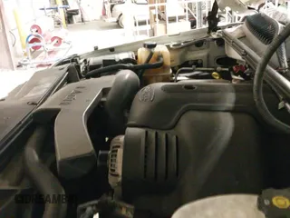 2005 Cadillac Escalade EXT z VIN 3GYEK62N65G222485, wystawiony jako IAAI lot #41409741 z przebiegiem 228 916 mil mil oraz . Historia ofert i sprzedaży dostępna na DreamBid. Obrazek 12.