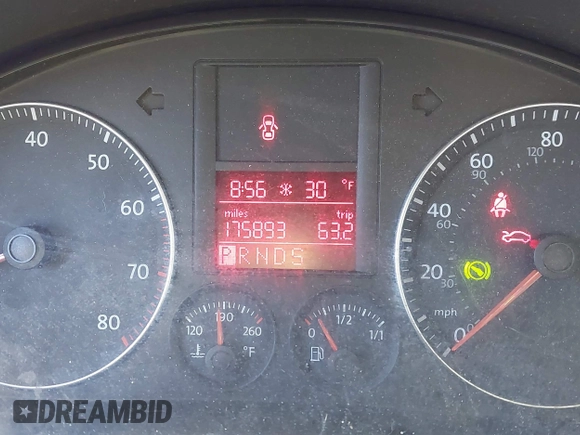 2009 Volkswagen Jetta SE with VIN 3VWRZ71K39M130352, listed as a IAAI auction lot 41831865 with 175,893 mi miles and . Bid and sale history available at DreamBid. Image 7.