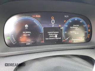 2025 Toyota Crown XLE с VIN JTDACAAJXS3002865, выставлен на аукционе Copart как лот 54177975 с пробегом 6 089 миль миль и Списание • Salvage title. История ставок и продаж доступна на DreamBid. Изображение 9.