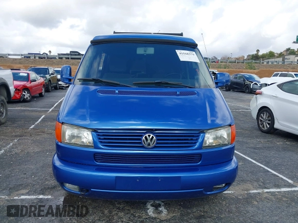 2002 Volkswagen EuroVan MV с VIN WV2NB47002H005993, выставлен на аукционе IAAI как лот 41568379 с пробегом 143 133 миль миль и . История ставок и продаж доступна на DreamBid. Изображение 12.
