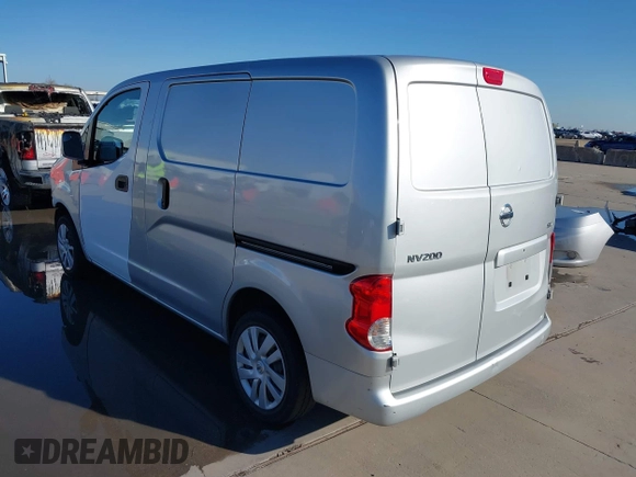 2020 Nissan NV200 S z VIN 3N6CM0KN9LK696801, wystawiony jako IAAI lot #41106619 z przebiegiem 80 786 mil mil oraz . Historia ofert i sprzedaży dostępna na DreamBid. Obrazek 3.