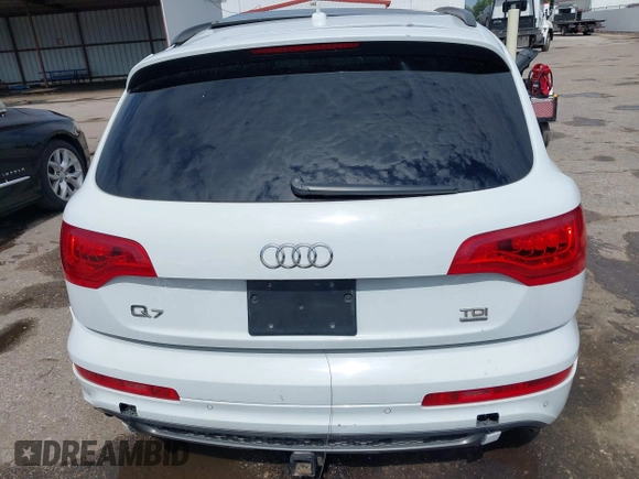 2015 Audi Q7 Prestige with VIN WA1WMAFE9FD023781, listed as a IAAI auction lot 42453124 with Not provided miles and . Bid and sale history available at DreamBid. Image 15.