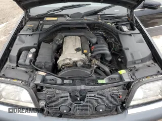 1995 Mercedes-Benz S 320 with VIN WDBGA32E5SA274778, listed as a Copart auction lot 45676305 with 102,942 mi miles and Salvage Title. Bid and sale history available at DreamBid. Image 13.
