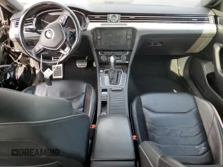 2019 Volkswagen Arteon SEL R-Line с VIN WVWSR7AN4KE021960, выставлен на аукционе Copart как лот 46308964 с пробегом 70 375 миль миль и . История ставок и продаж доступна на DreamBid. Изображение 8.