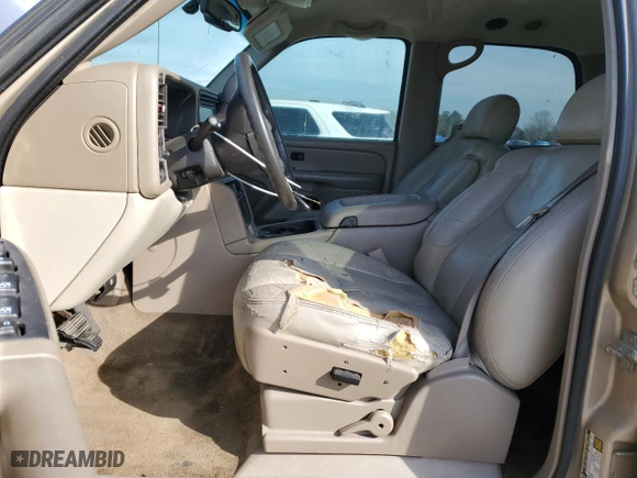 2005 Chevrolet Tahoe Z71 with VIN 1GNEC13T15R135474, listed as a Copart auction lot 89203415 with 253,873 mi miles and Salvage Title. Bid and sale history available at carsss.com. Image 7.