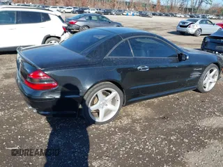 2005 Mercedes-Benz SL 55 AMG with VIN WDBSK74F75F099722, listed as a IAAI auction lot 41308261 with 60,134 mi miles and . Bid and sale history available at DreamBid. Image 4.