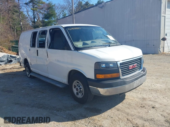 2016 GMC Savana Cargo with VIN 1GTW7AFFXG1904336, listed as a IAAI auction lot 41919957 with 330,932 mi miles. Bid and sale history available at carsss.com. Image 1.